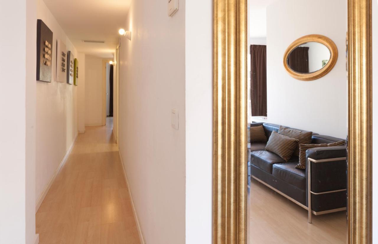 Plaza Catalunya City Center Apartments Барселона Екстер'єр фото